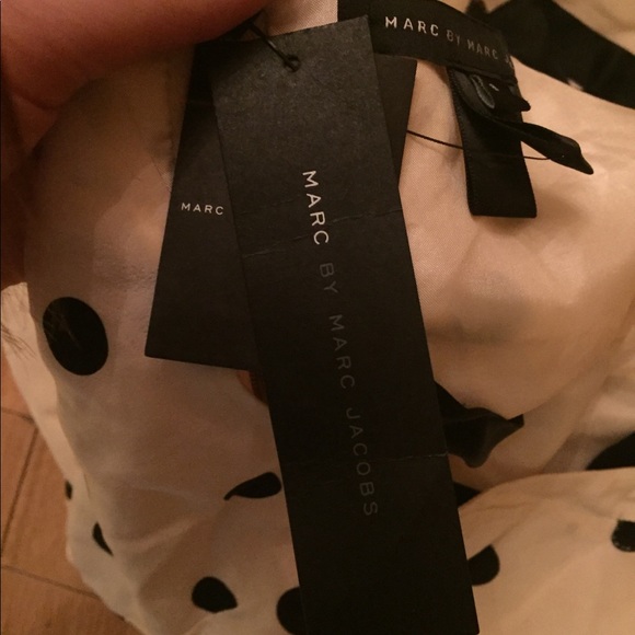 [SOLD] ⛔️ NWT 🤍 Marc by Marc Jacobs Dress - Picture 5 of 6